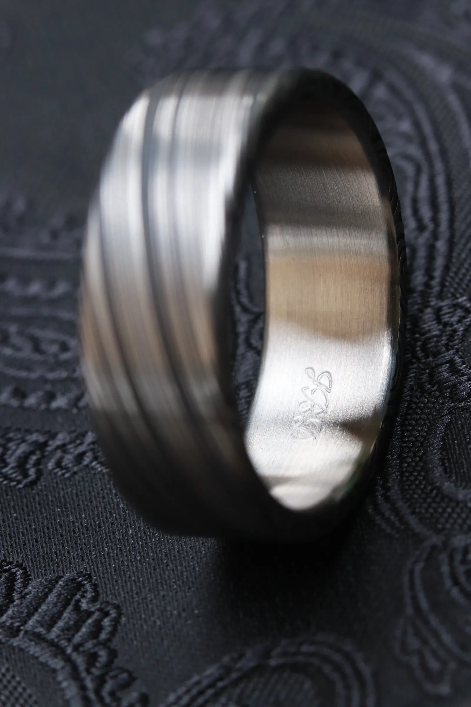 8mm Damascus steel ring Stainless Damasteel "s/b dark leaf" Customizable ring! Darker color etch. Damascus steel ring mens rings wedding band