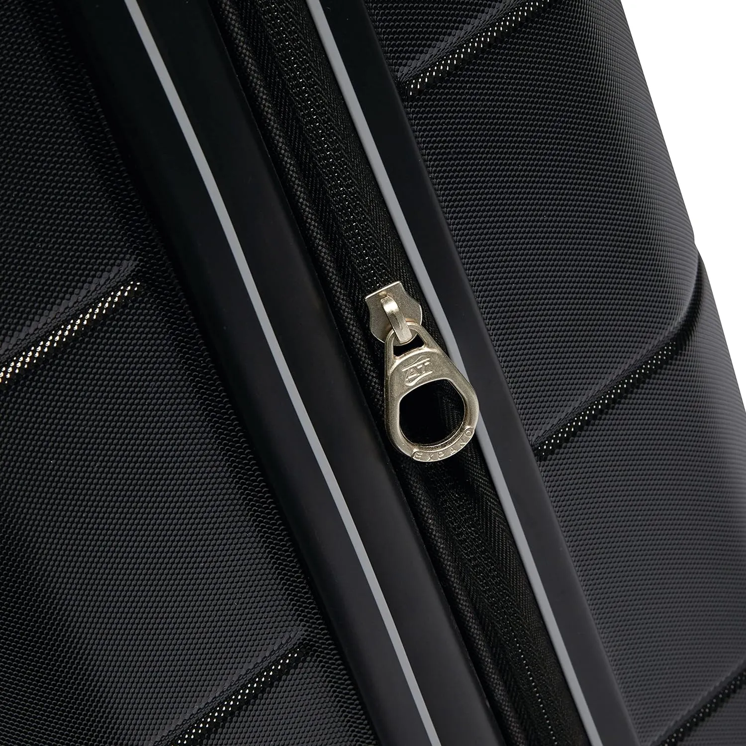 American Tourister Stratum 2.0 Expandable Hardside Luggage with Spinner Wheels, 24" SPINNER, Jet Black