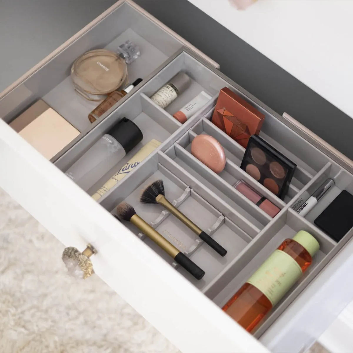 Blush Expandable Makeup Slider