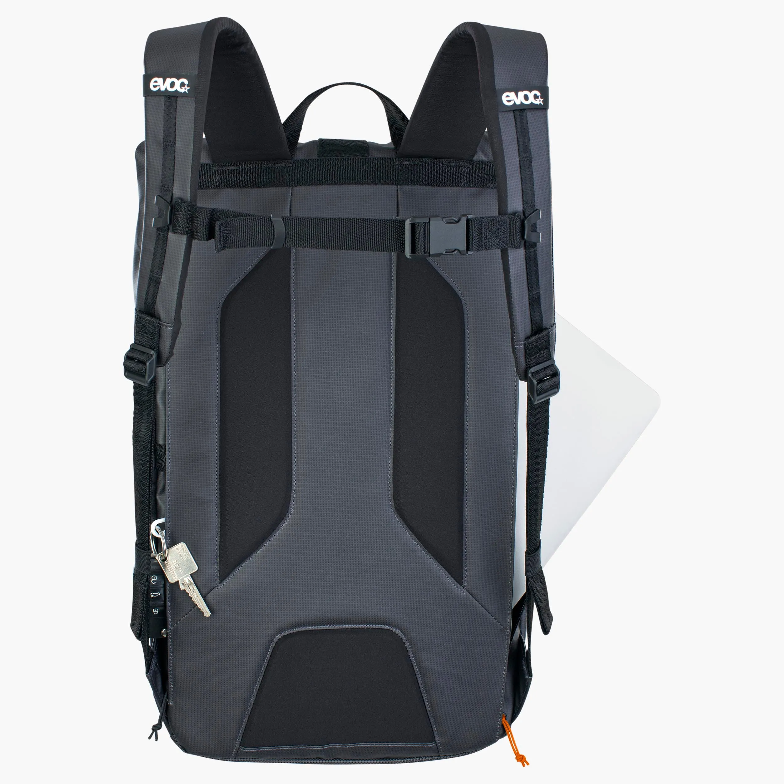 DUFFLE BACKPACK 26
