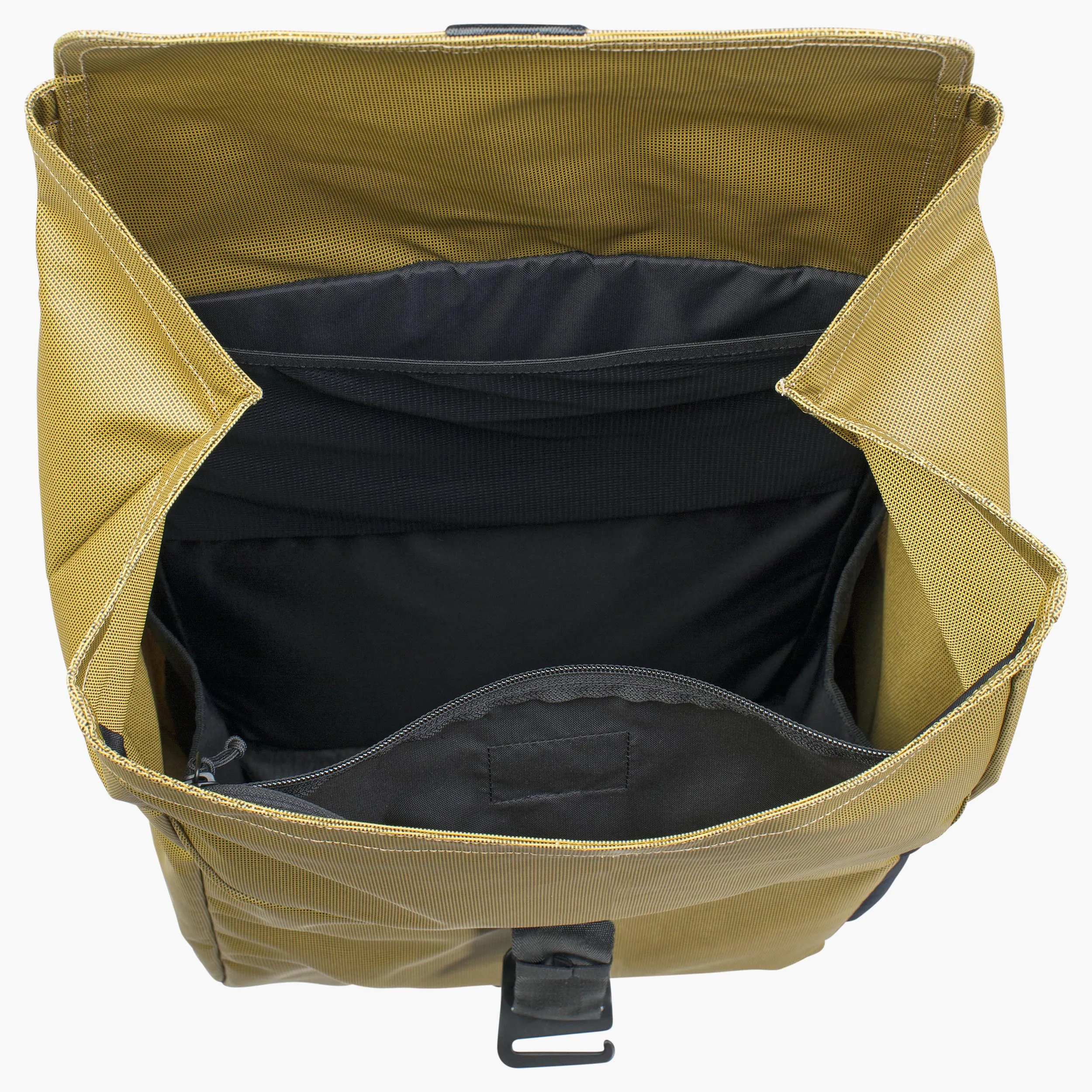 DUFFLE BACKPACK 26