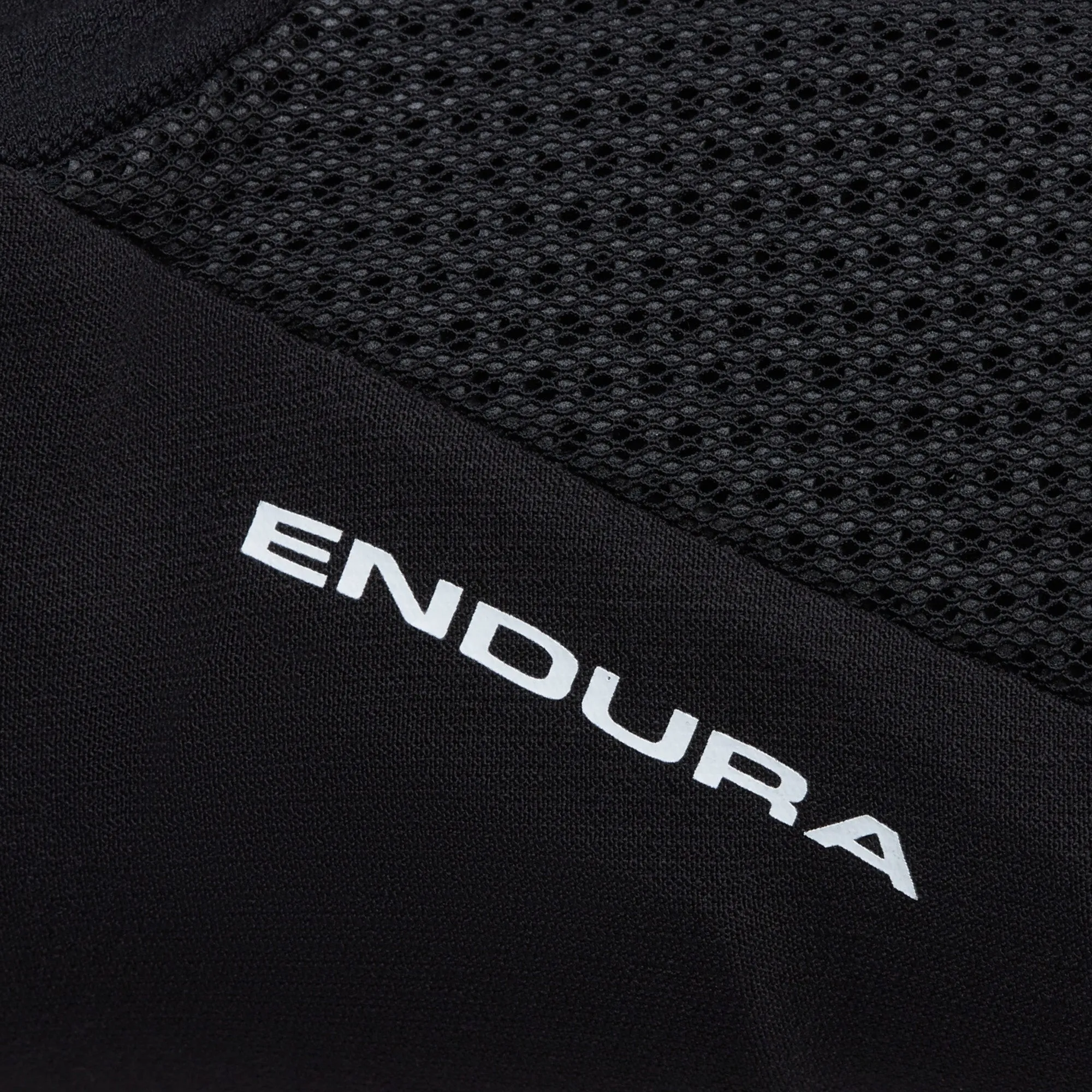 Endura SingleTrack Cycling Knee Guards - Black