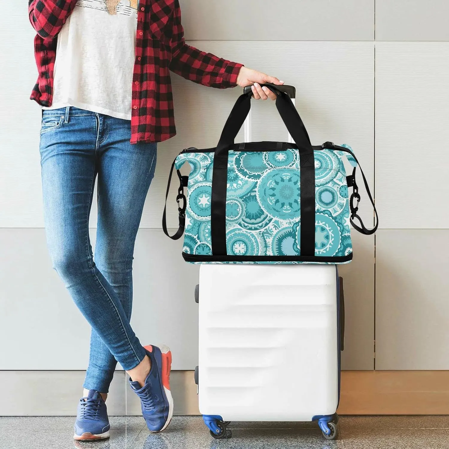 Ethnic Tribal Turquoise Circles Texture Gym Duffel Bag, Polyester Travel Weekender Luggage Handbag with Waterproof Pocket for Wet Items, Unisex Foldable Tote for Sports