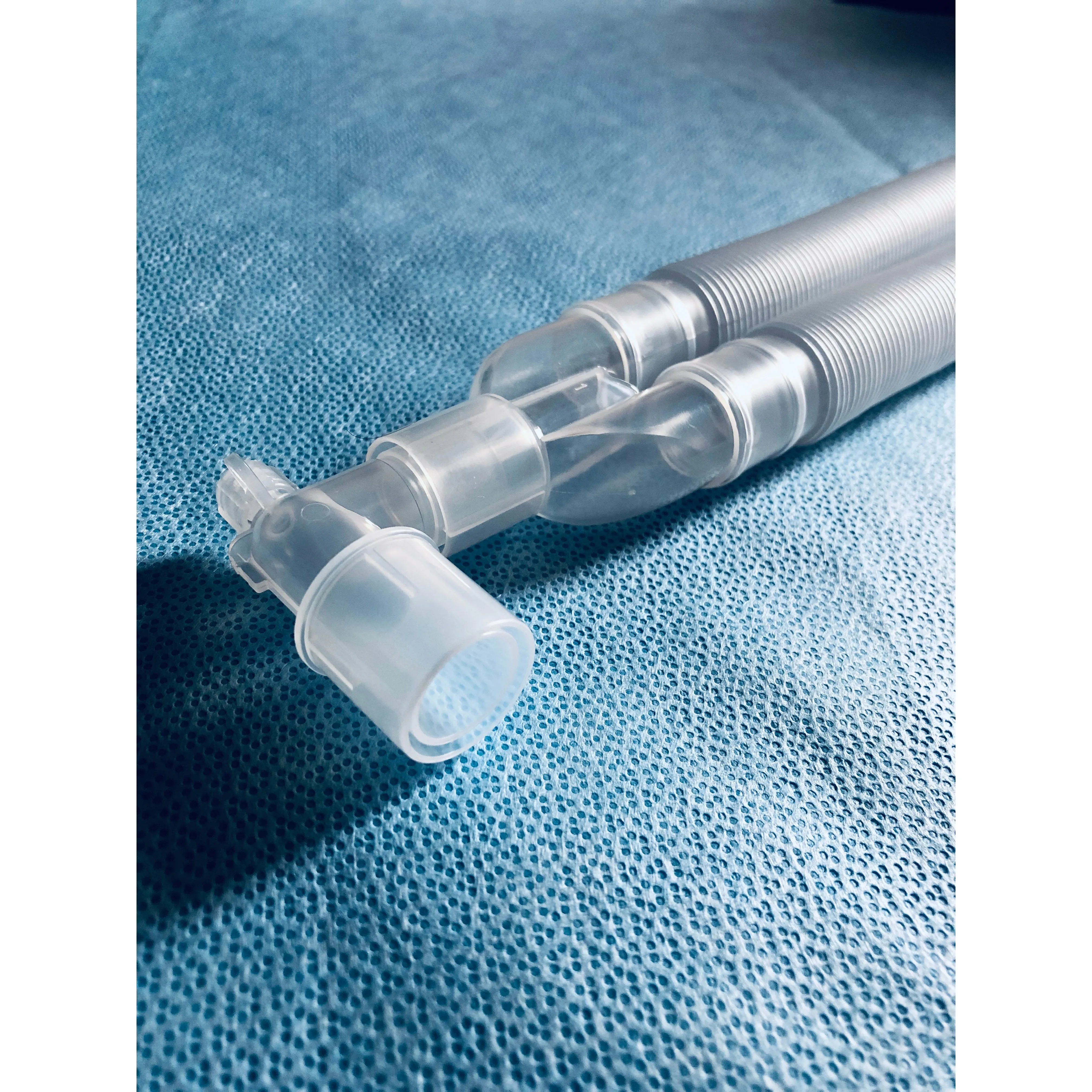 Expandable Breathing Circuits