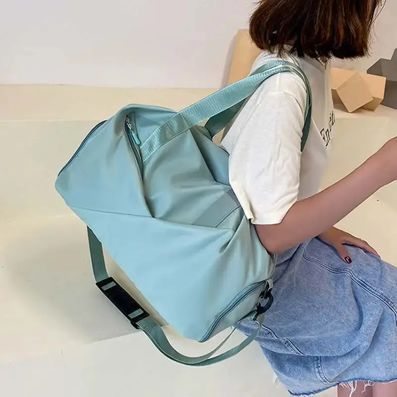 Flex Appeal™ Small Duffle