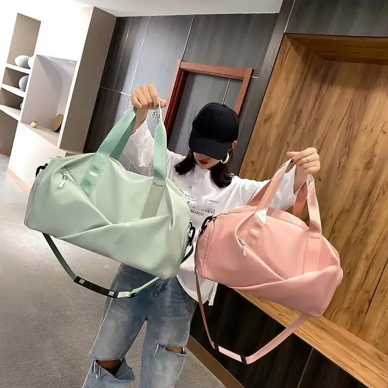 Flex Appeal™ Small Duffle