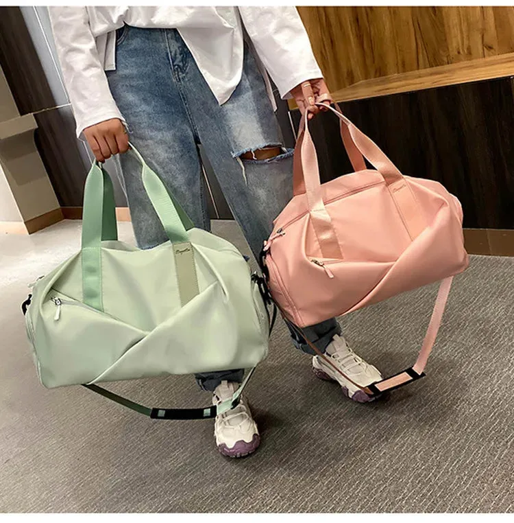 Flex Appeal™ Small Duffle