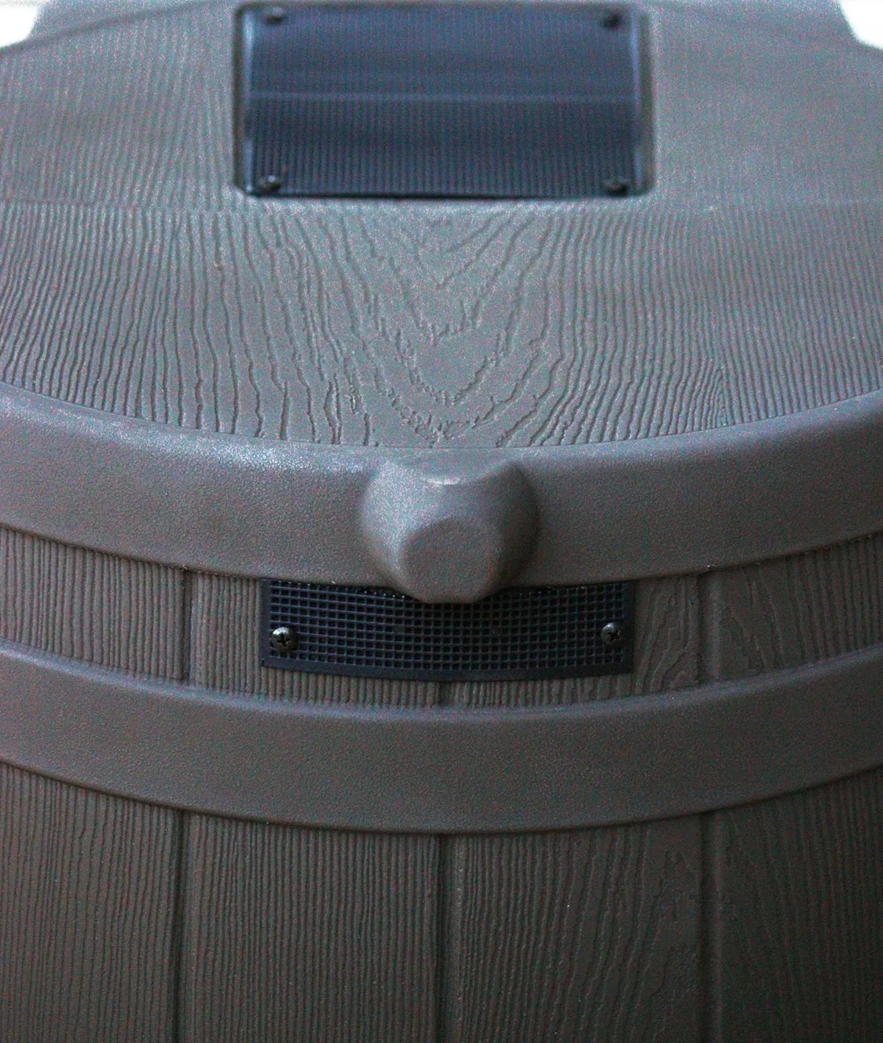Good Ideas Rain Wizard 50 Gallon Plastic Rain Barrel for Outdoor Rainwater Collection and Storage Features a Metal Spigot and Flat Back Design, Oak