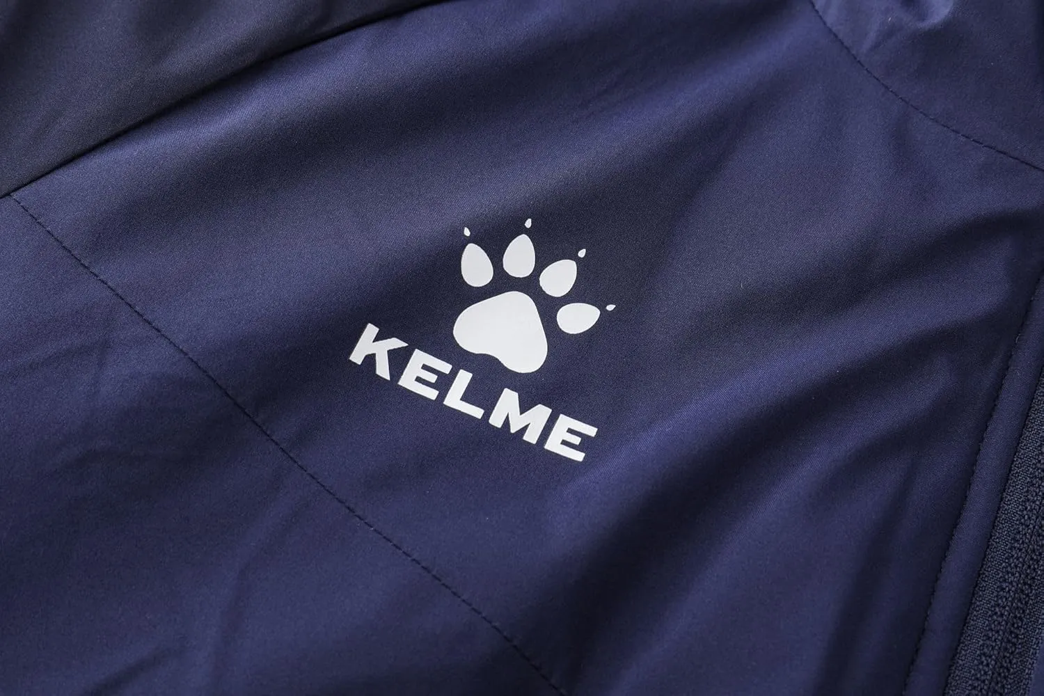 KELME Men's Long Parka Winter Coats, Windproof Hooded Soccer Jacket, Stadium Outdoor Cold Weather Warm Outerwear