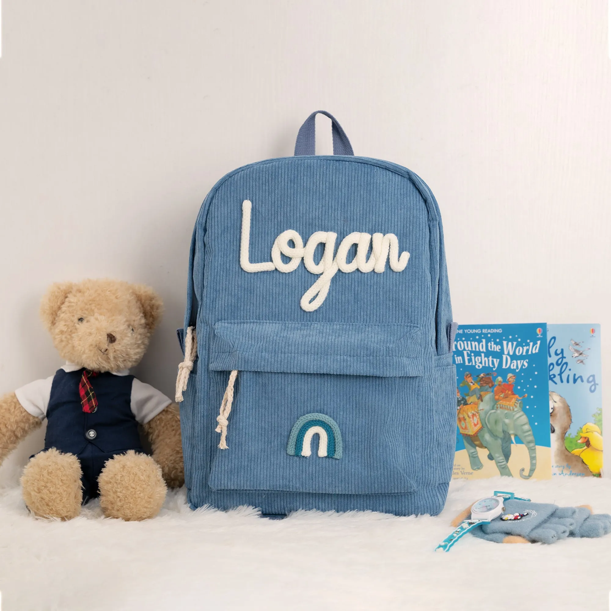 KNIT & CARRY – Personalized Knitted Backpack