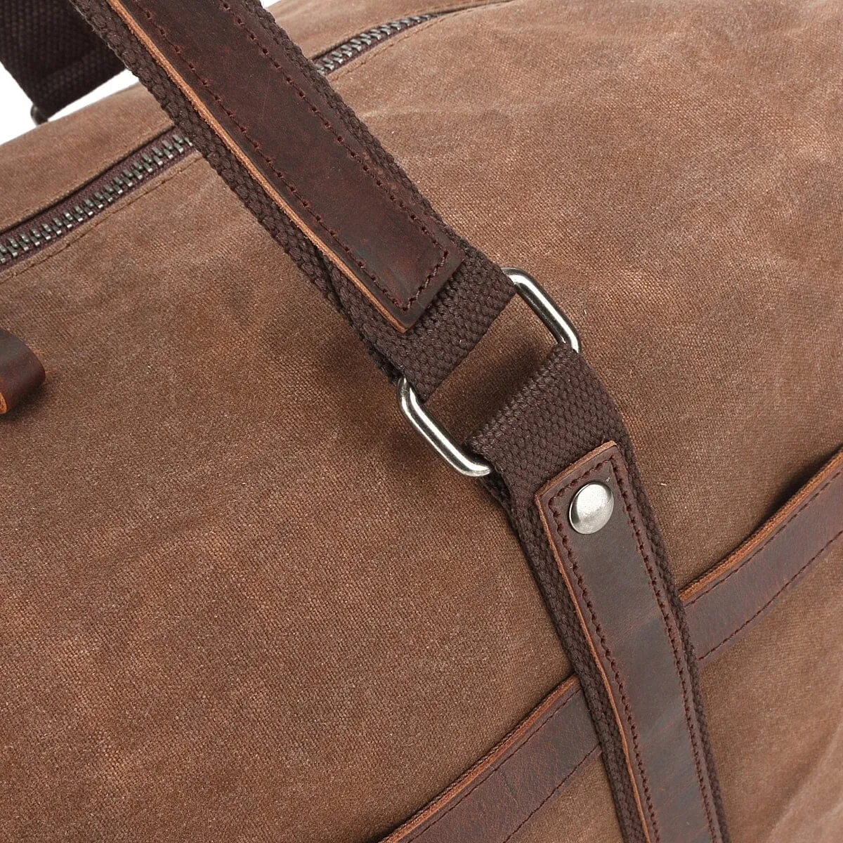 Men's Canvas Duffle Bag: Vintage Charm Meets Modern Utility