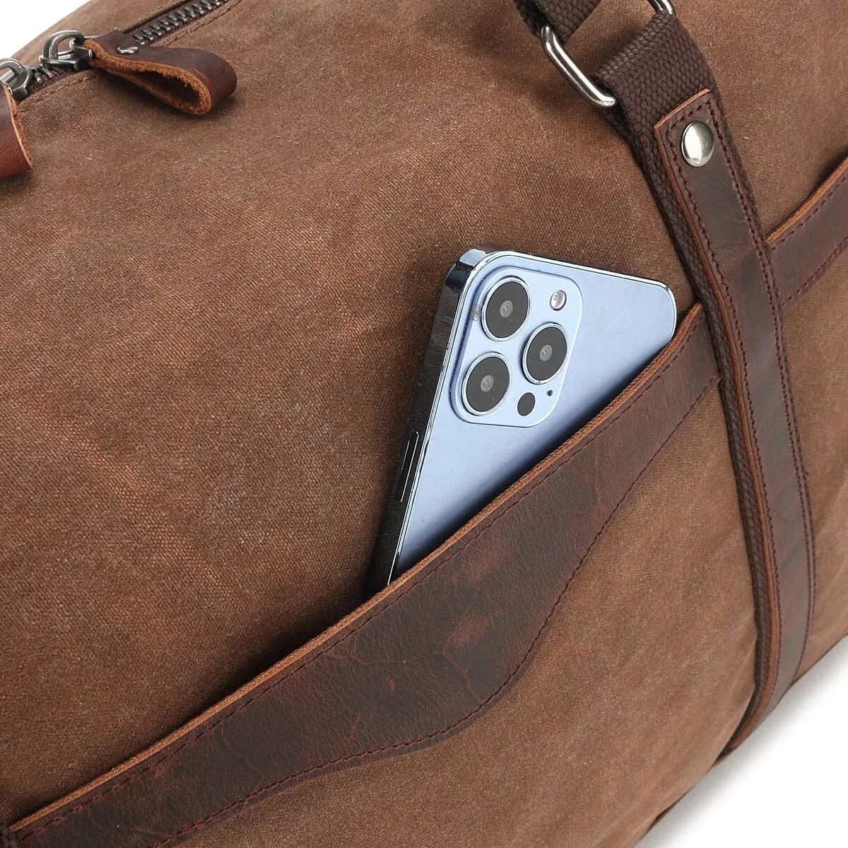 Men's Canvas Duffle Bag: Vintage Charm Meets Modern Utility