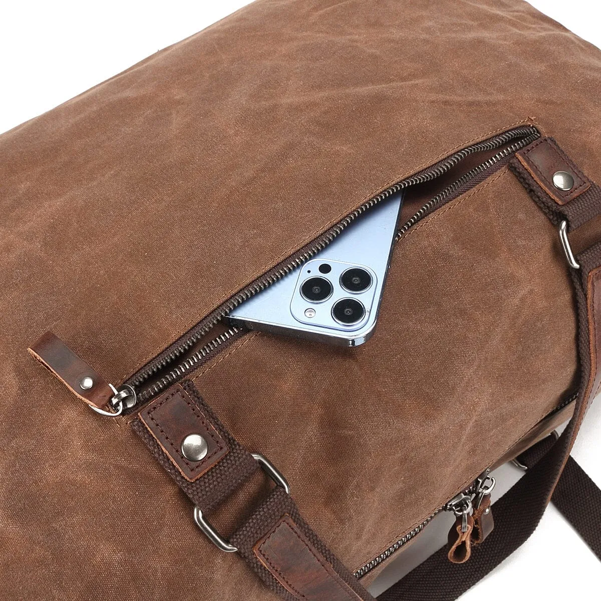 Men's Canvas Duffle Bag: Vintage Charm Meets Modern Utility