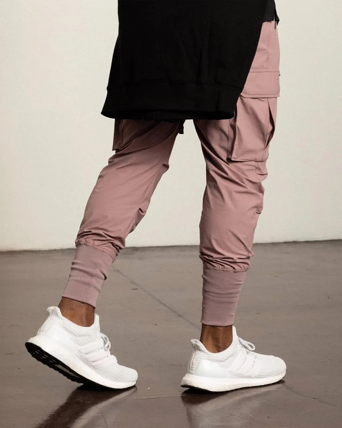 Men's Lightweight Cargo High Rib Jogger Slim Fit Workout Pants with Zip Pockets