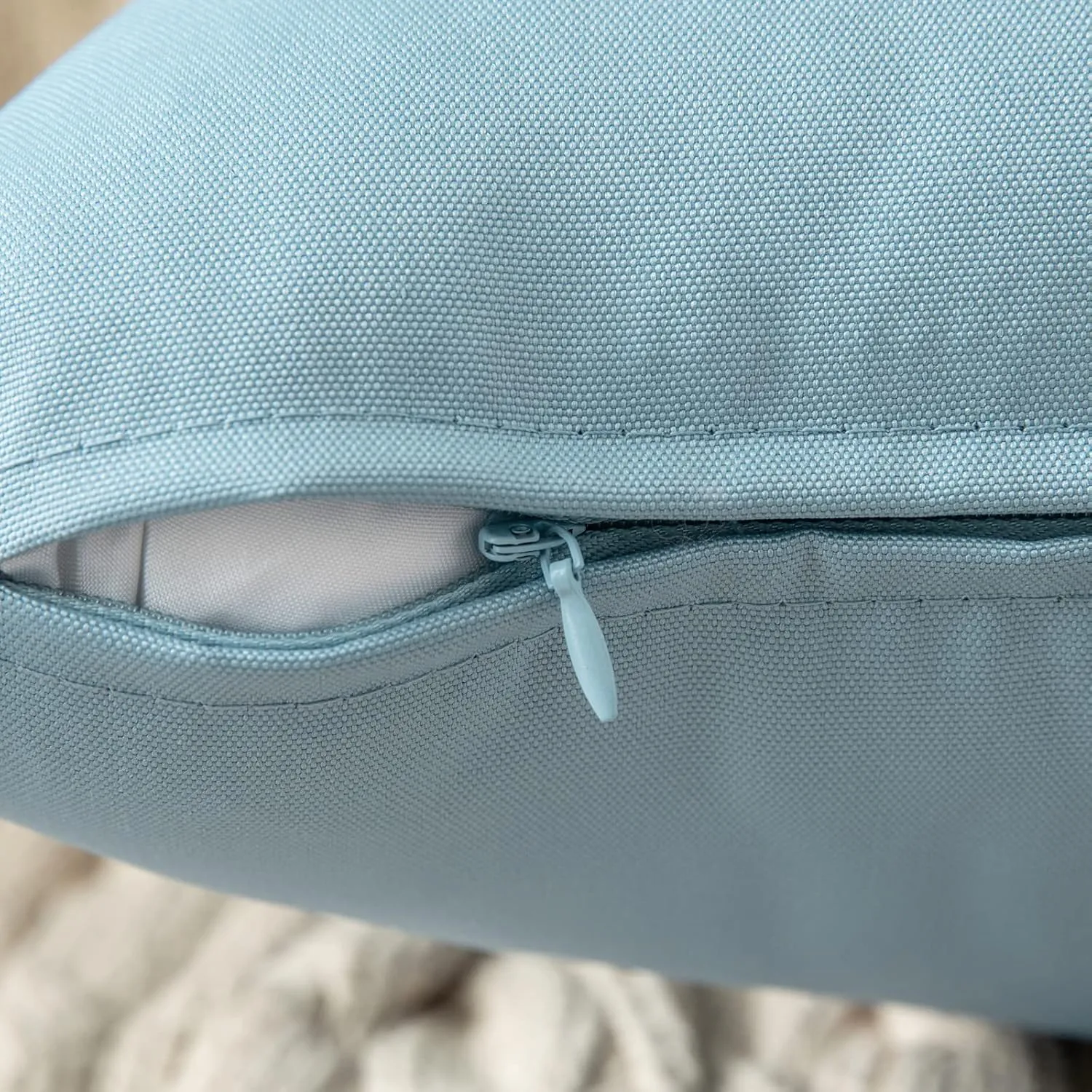 MIULEE Pack of 2 Decorative Outdoor Waterproof Pillow Covers Garden Cushion Sham Throw Pillowcase Shell for Spring Patio Tent Couch 20x20 Inch Blue