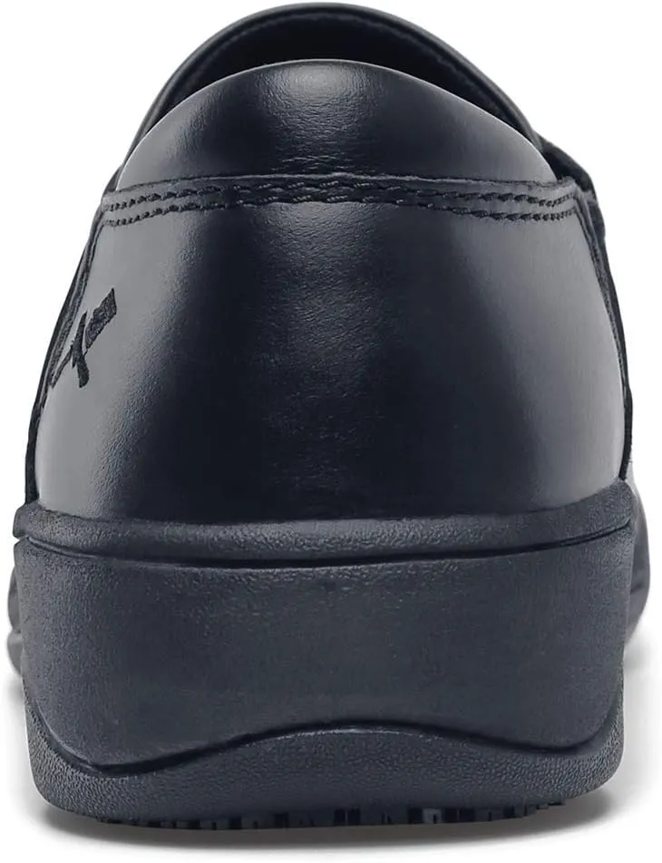 MOZO Women's Forza Food Service Shoe, 9.5 B US