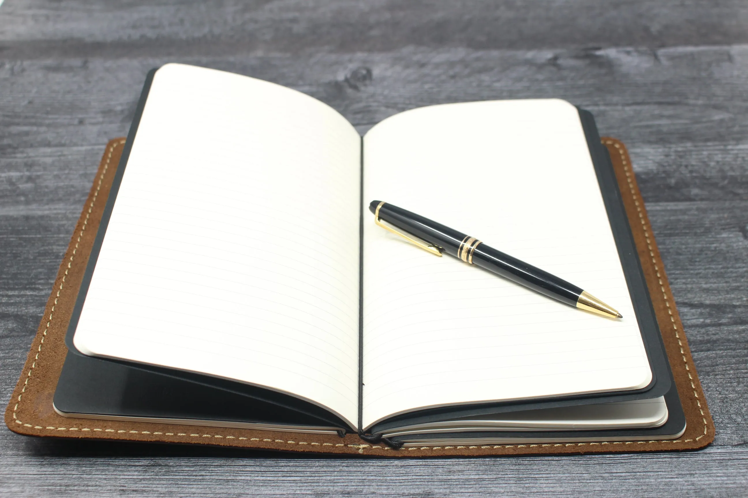 Rabbit Room Twain Traveler's Notebook
