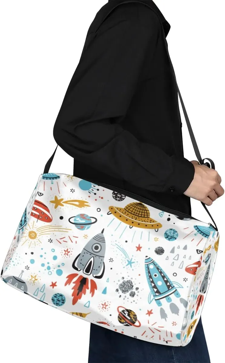 Rocket Flying Saucers Small Gym Bag for Men Women Workout Sport Duffle Bag Waterproof Weekender Overnight Bag Lightweight Carry on Tote Bag Crossbody Shoulder Travel Bag for Swim Yoge Dance