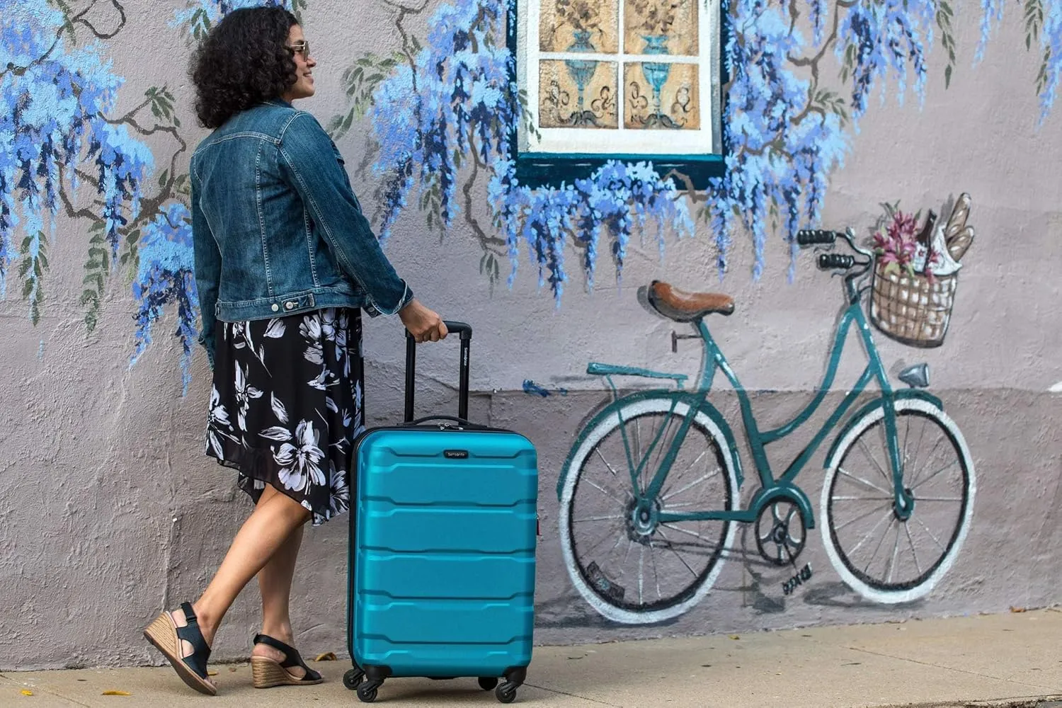 Samsonite Omni PC Hardside Expandable Luggage with Spinner Wheels, Caribbean Blue, Carry-On 20-Inch
