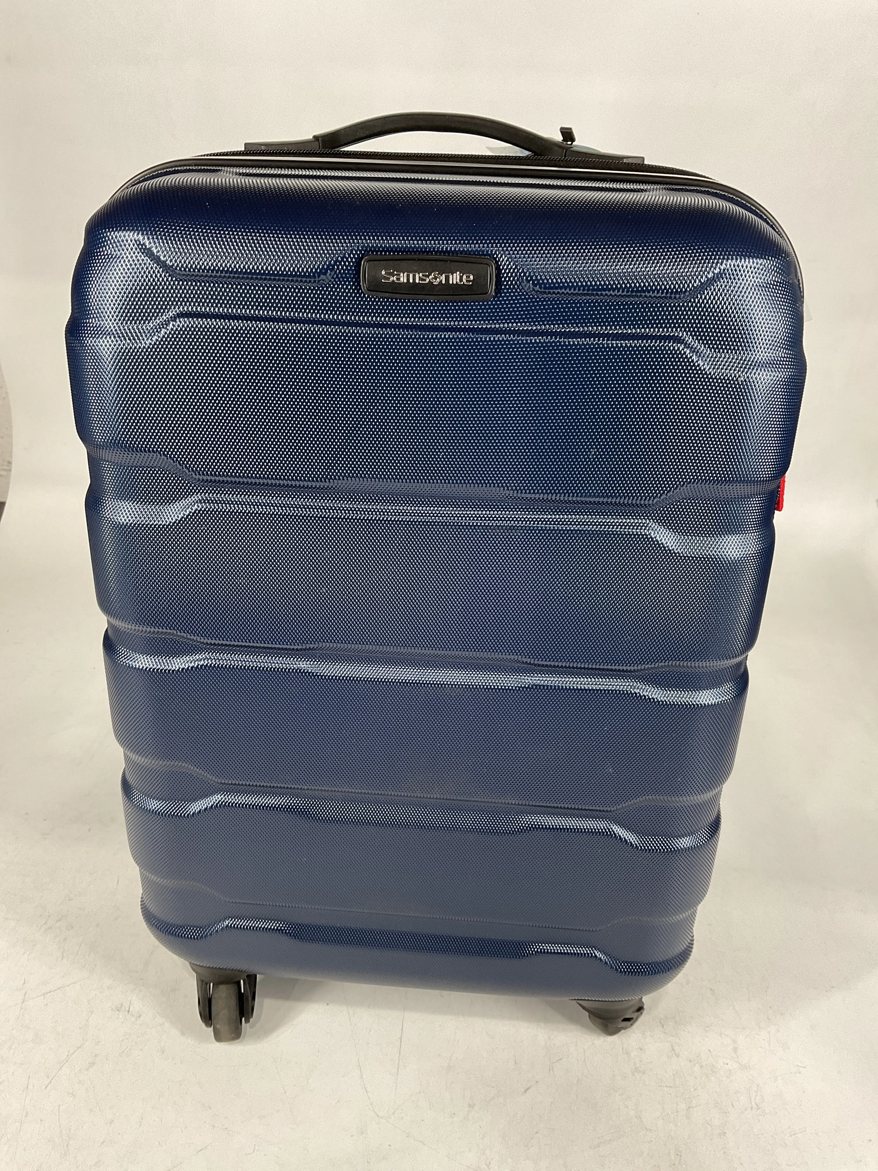 Samsonite Omni Pc Hardside Expandable Luggage with Spinner Wheels U11