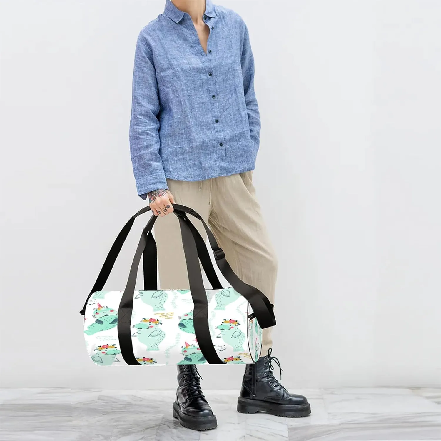 Seahorse Corals Pattern Sports Gym Bag for Men Women Lightweight Travel Duffle Bag with Shoulder Strap Waterproof Carry On Weekender Overnight Bag for Travel Sports Gym
