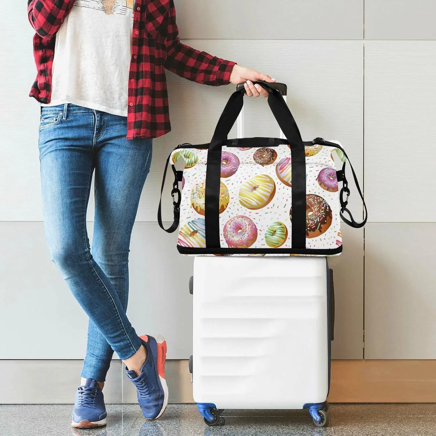 Seamless Colorful Donuts and Candies Dots Biscuits on White Gym Duffel Bag, Polyester Travel Weekender Luggage Handbag with Waterproof Pocket for Wet Items, Unisex Foldable Tote for Sports