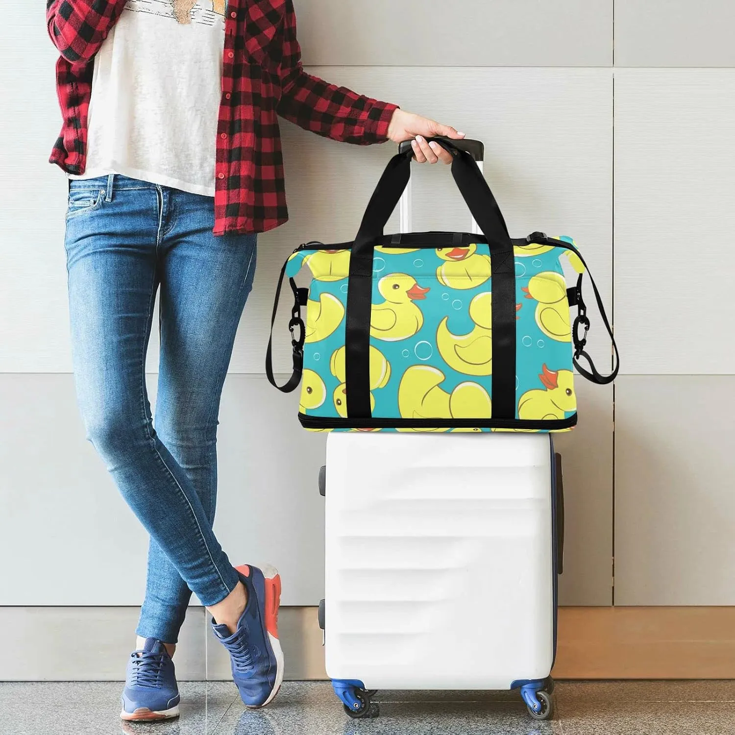Seamless Yellow Cute Rubber Ducks and Bubbles on Turquoise Gym Duffel Bag, Polyester Travel Weekender Luggage Handbag with Waterproof Pocket for Wet Items, Unisex Foldable Tote for Sports