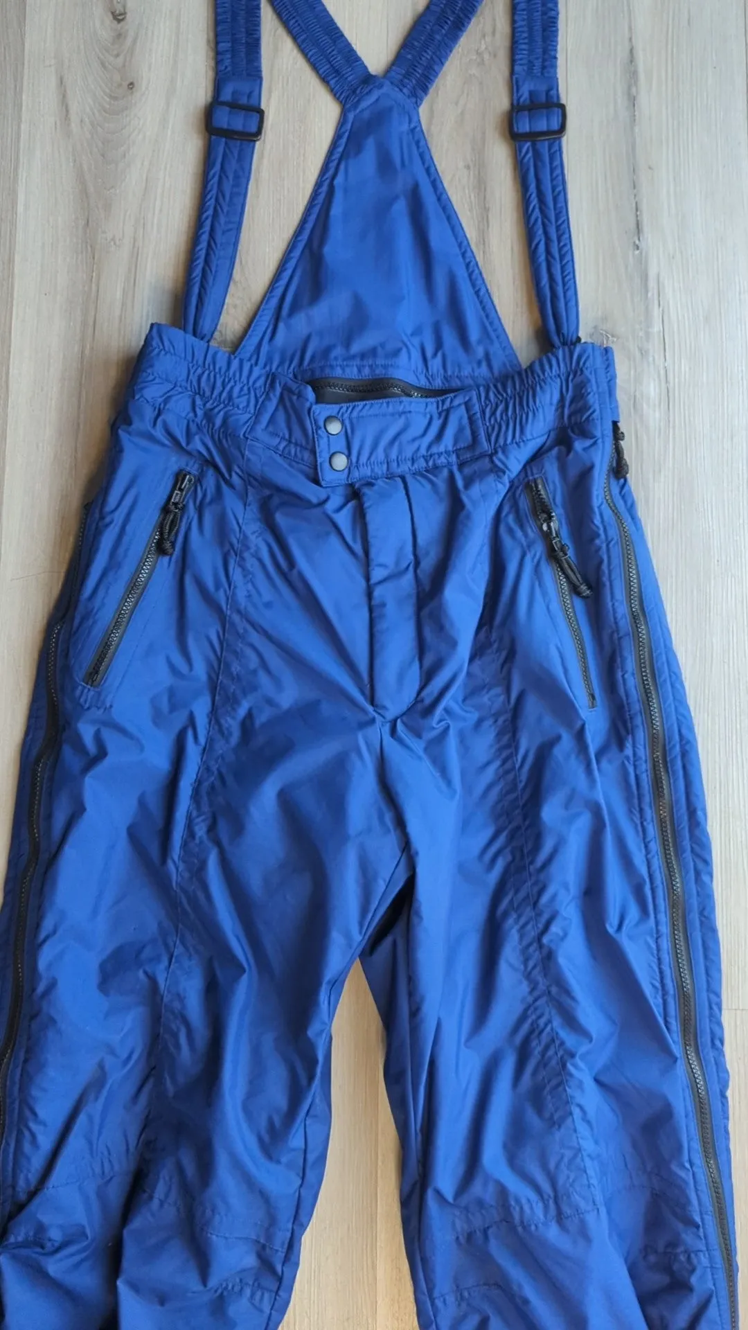 Skitique Vintage Ski/Snowboarding Pants - Detachable Suspenders