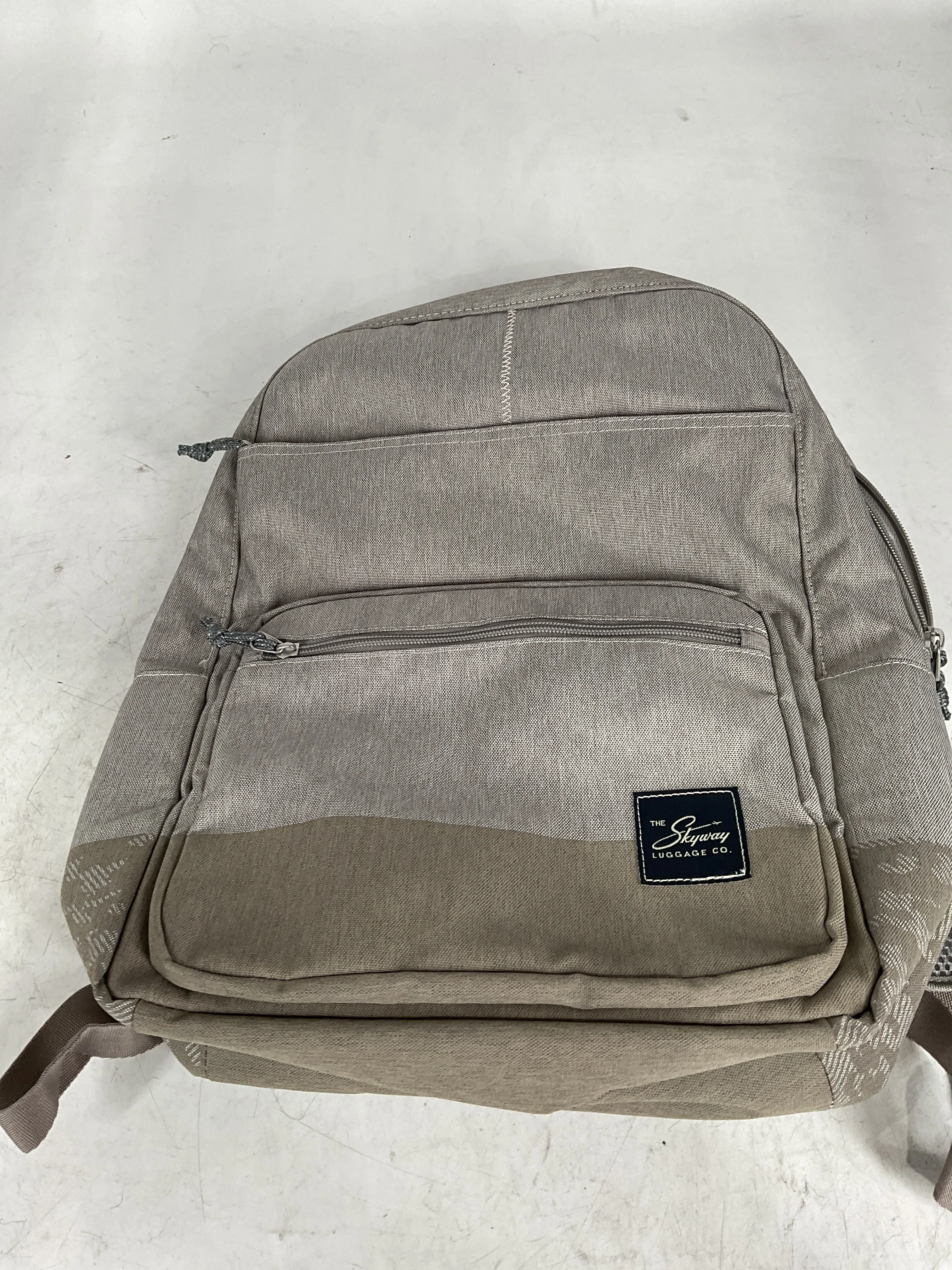 Skyway Rainier Softside Lightweight Backpacks U1