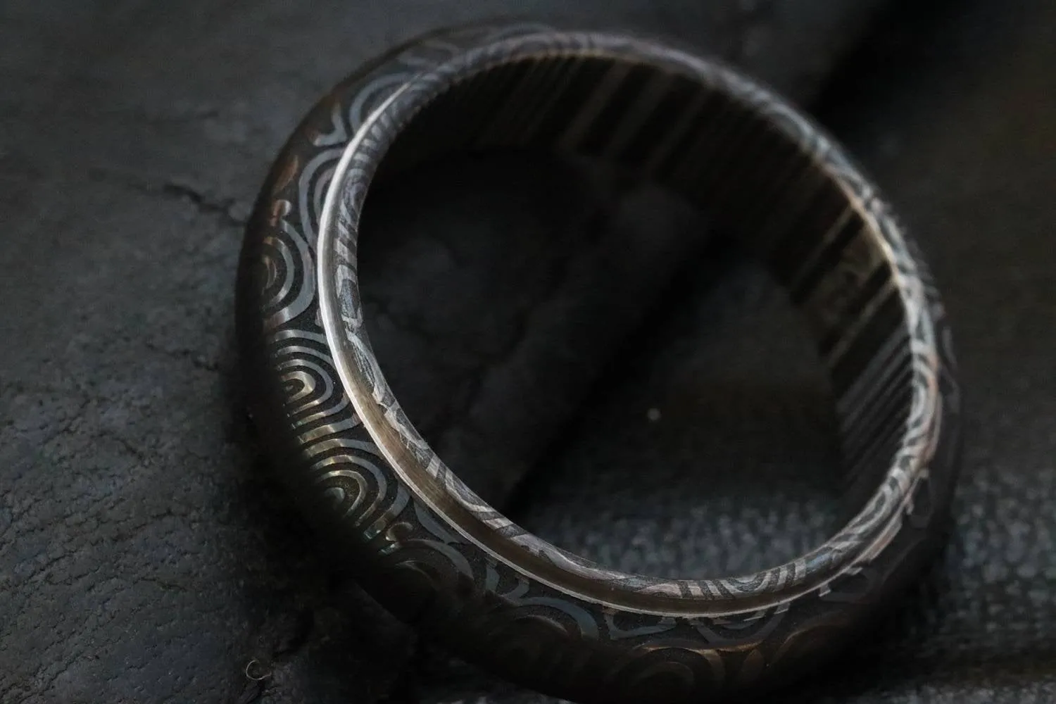 Stainless Damascus "traditional black & blue twist"   Customizable ring! Mens wedding band damascus steel ring, mens rings
