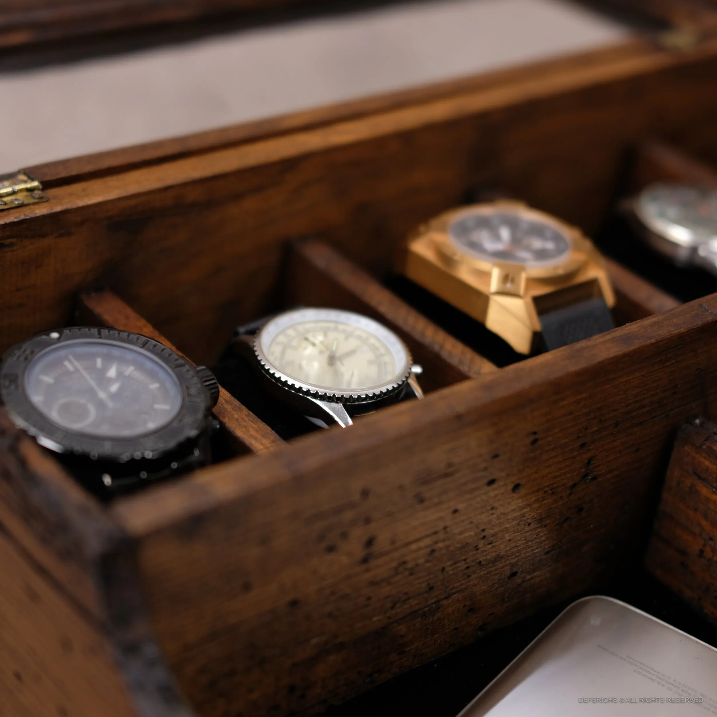 Watch Box Valet with Drawer for 5 Watches