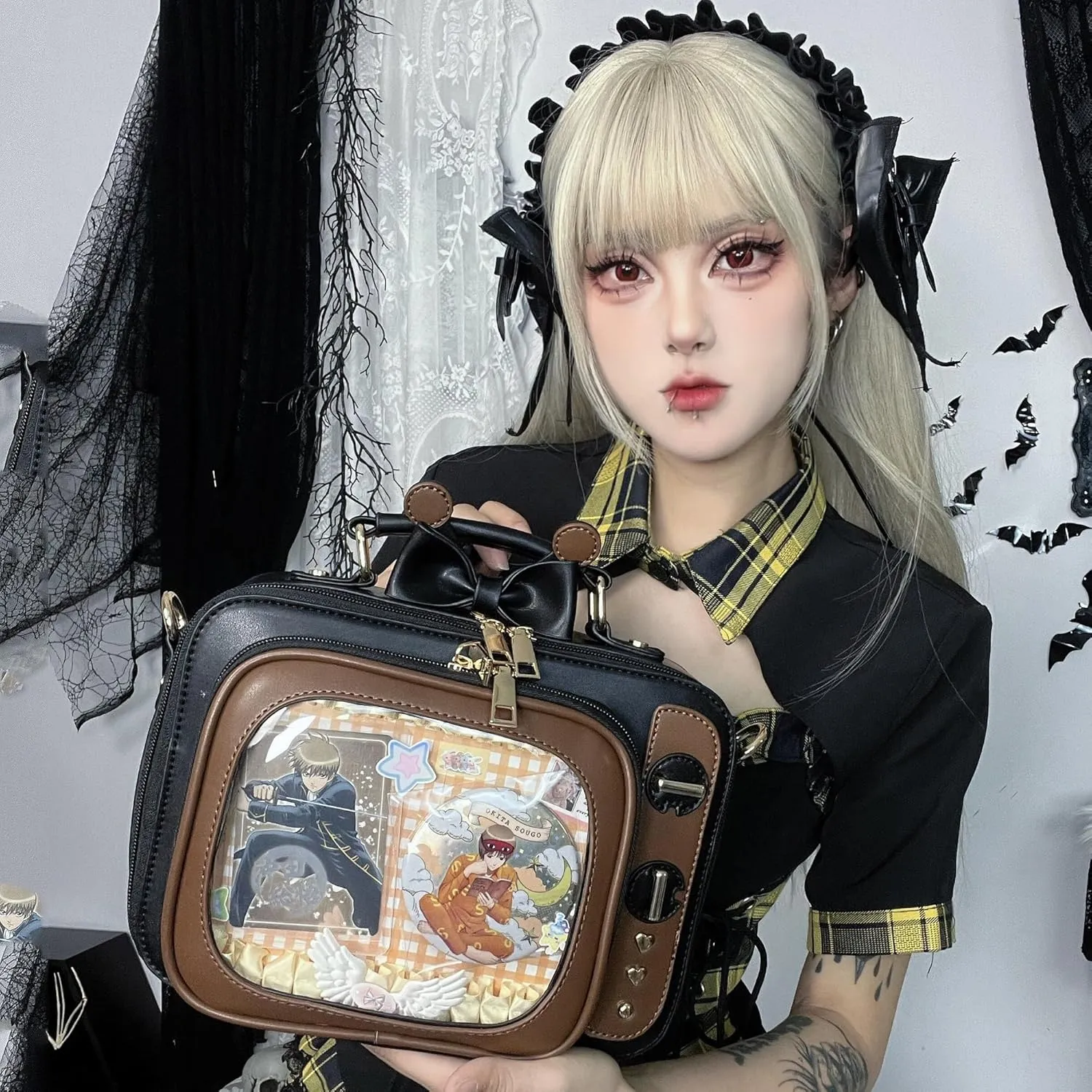Women TV Shape Ita Bag Retro Television Shoulder Bag Design Ita Backpack with Inserts Unique female Clear Windows Anime Display Crossbody Bag for Enamel Pins Display