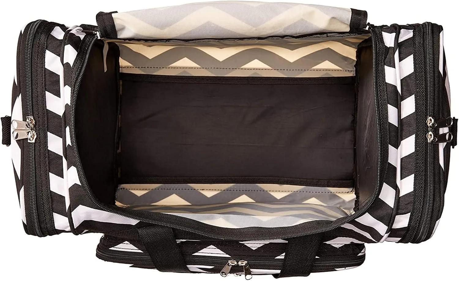 World Traveler Chevron, Black White Che, 19-Inch
